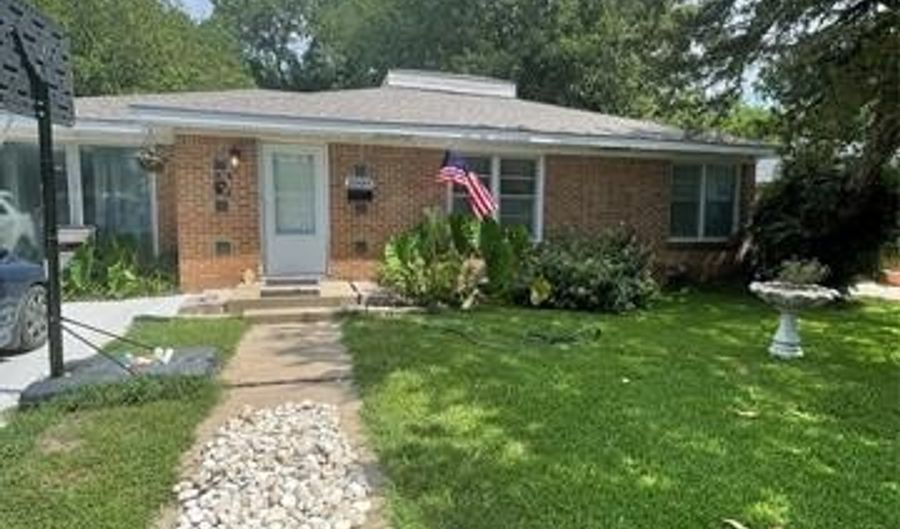 1009 Davis NW, Ardmore, OK 73401 - 3 Beds, 1 Bath