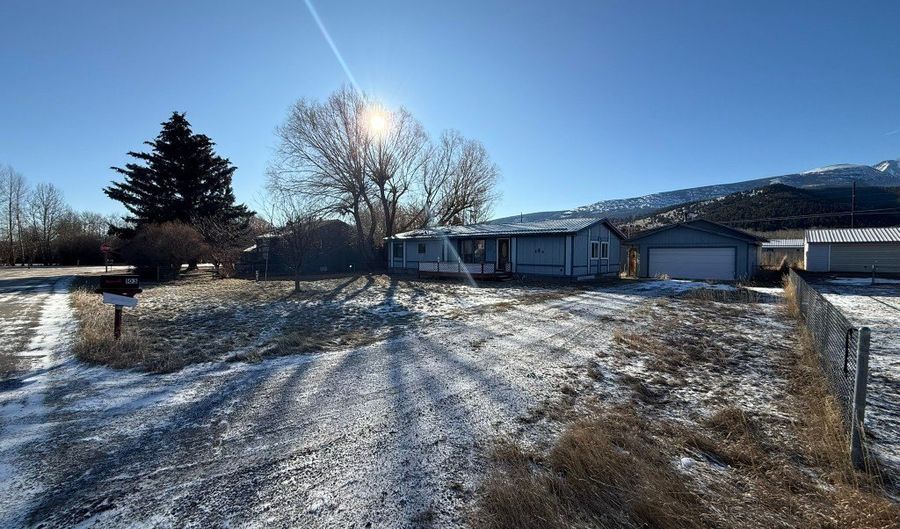 103 Howe St, Anaconda, MT 59711 - 3 Beds, 2 Bath