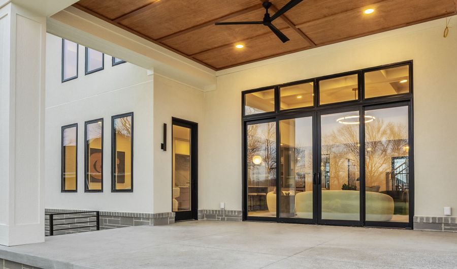 4094 Chapel Hill Ct, Bargersville, IN 46106 - 5 Beds, 6 Bath