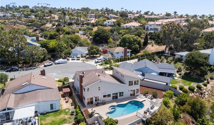 4319 Sea Bright, Carlsbad, CA 92008 - 5 Beds, 4 Bath