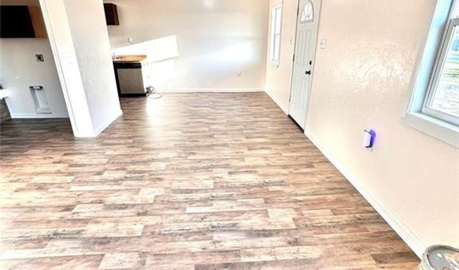 109 Clover Ln, Amber, OK 73004 - 4 Beds, 2 Bath