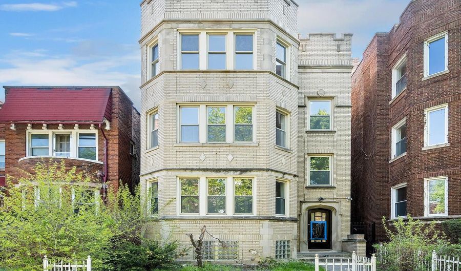 8047 S Langley Ave, Chicago, IL 60619 - 9 Beds, 0 Bath
