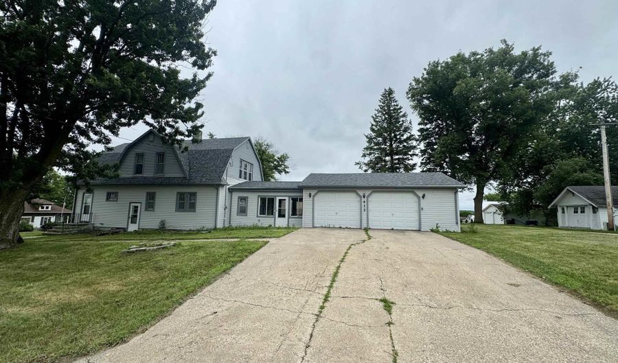 412 Elm St, Anita, IA 50020 - 3 Beds, 2 Bath
