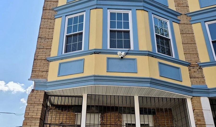 42 S MANSION Ave, Atlantic City, NJ 08401 - 6 Beds, 2 Bath