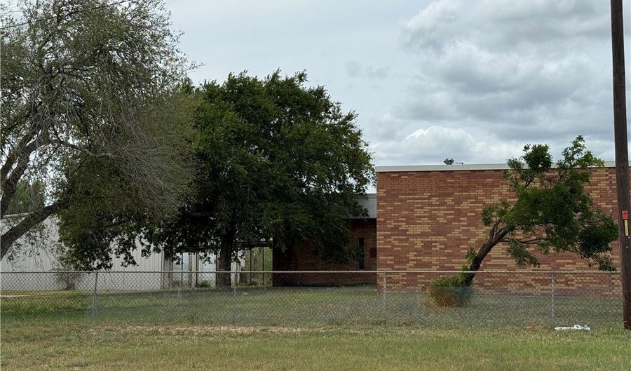 2754 Fm 735, Alice, TX 78332 - 0 Beds, 0 Bath