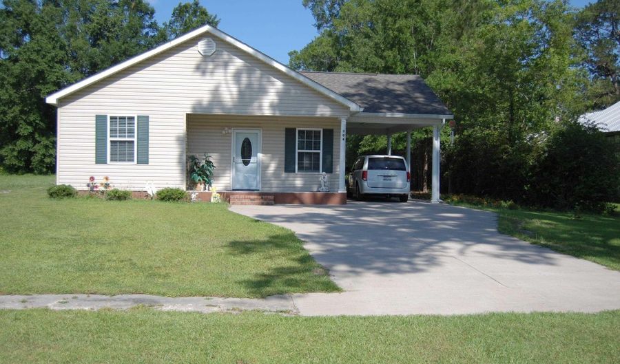 304 S Magnolia Ave, Andrews, SC 29510 - 3 Beds, 2 Bath