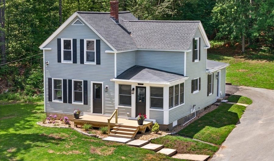 148 Center St, Ashburnham, MA 01430 - 4 Beds, 3 Bath