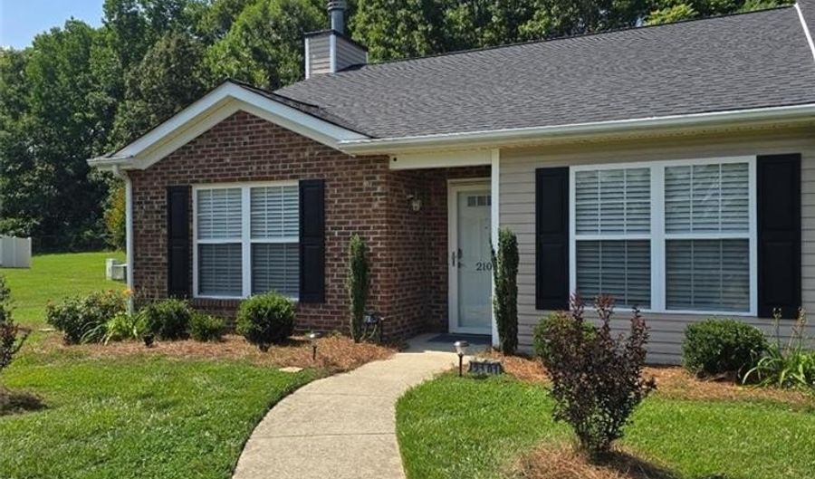 2101 Jefferson Ct, Archdale, NC 27263 - 3 Beds, 2 Bath