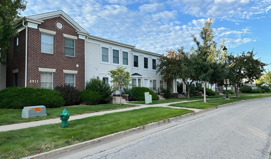 2511 Bristol Dr 204, Ames, IA 50010 - 1 Beds, 1 Bath