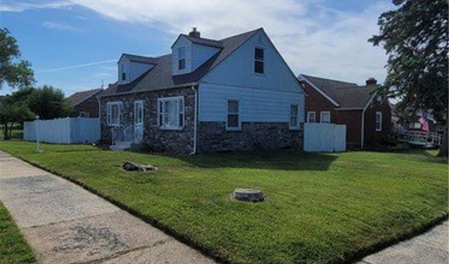 1350 Highland St, Allentown, PA 18102 - 4 Beds, 1 Bath