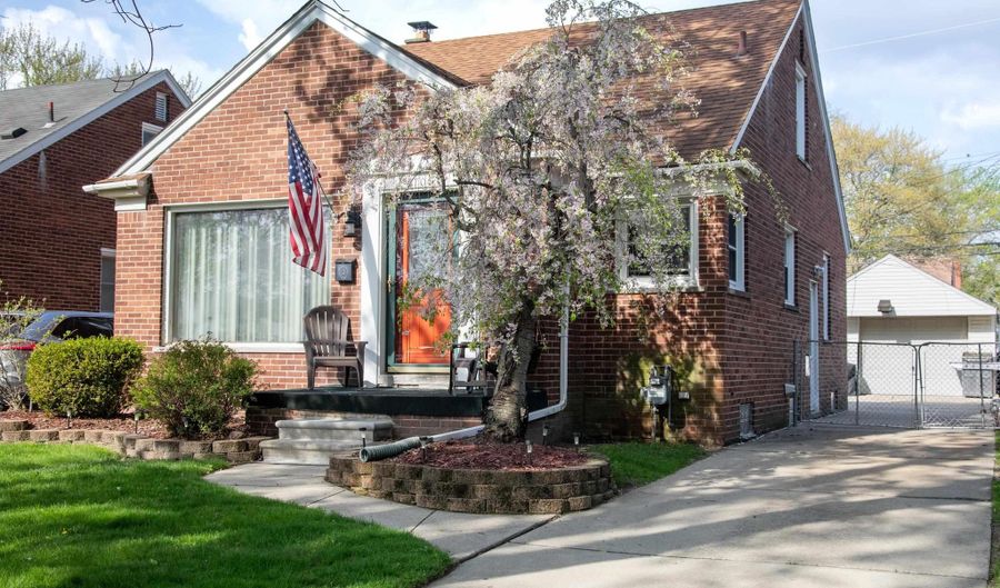 9706 Sterling Ave, Allen Park, MI 48101 - 3 Beds, 1 Bath
