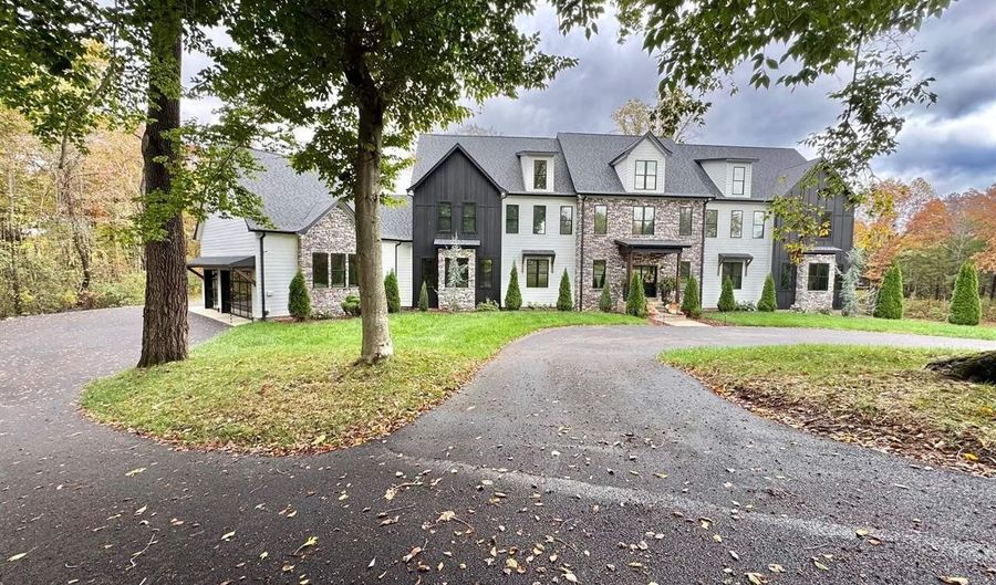 9154 Woodburn Allen Springs Rd, Alvaton, KY 42122 - 5 Beds, 6 Bath