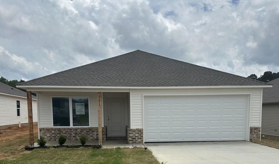 8073 Chesapeake Trl, Bauxite, AR 72011 - 3 Beds, 2 Bath