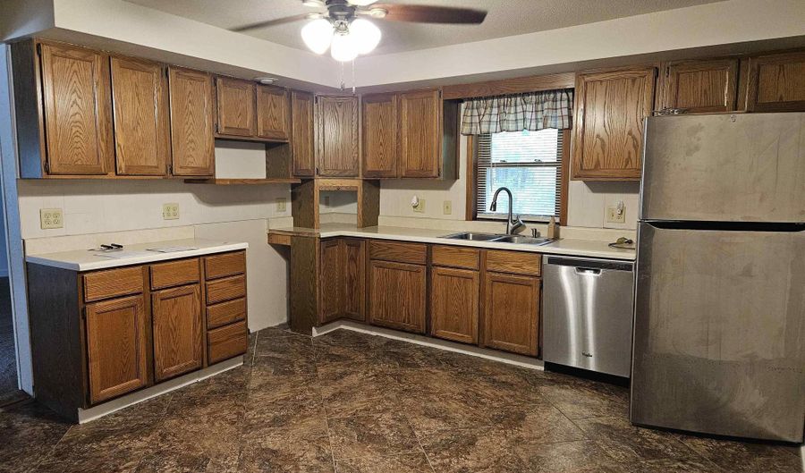 260 Pine, Allison, IA 50602 - 2 Beds, 1 Bath