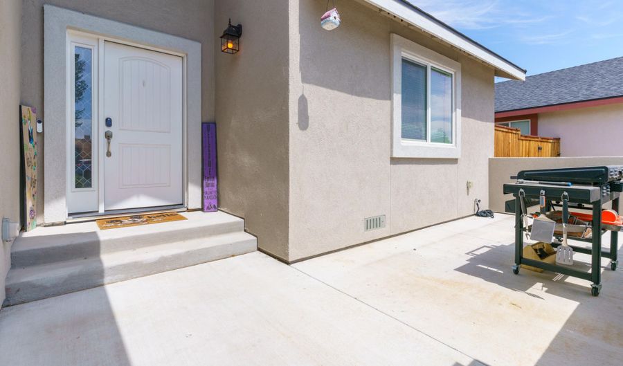 1117 Dixie Ln, Fernley, NV 89408 - 3 Beds, 2 Bath