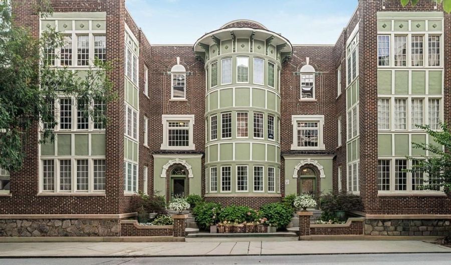635 Myrtle St NE 2, Atlanta, GA 30308 - 2 Beds, 2 Bath