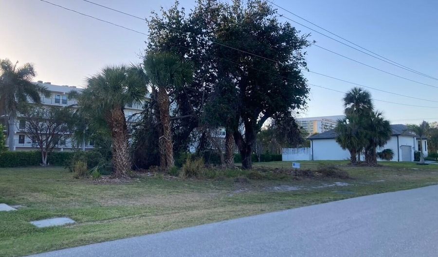 748 SEAGRAPE Dr, Marco Island, FL 34145 - 0 Beds, 0 Bath