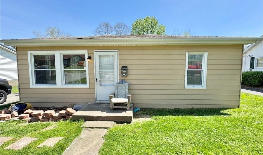 263 S First St, Austin, IN 47102 - 3 Beds, 1 Bath