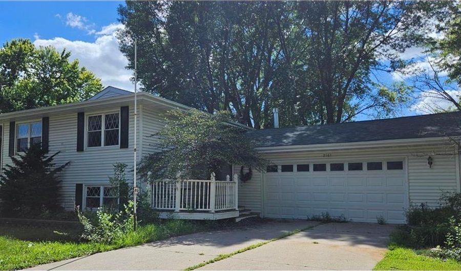 2161 Highland Ave, Albert Lea, MN 56007 - 4 Beds, 2 Bath