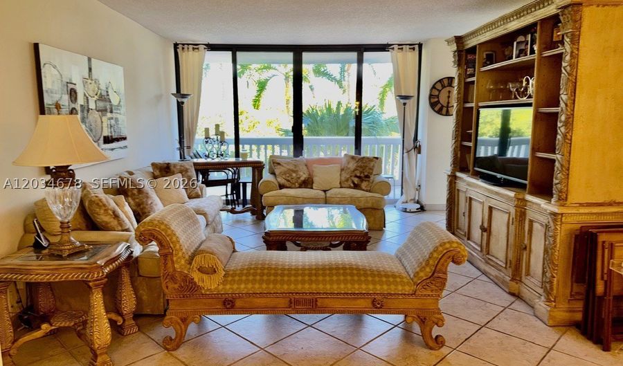 2000 Island Blvd 308, Aventura, FL 33160 - 2 Beds, 2 Bath