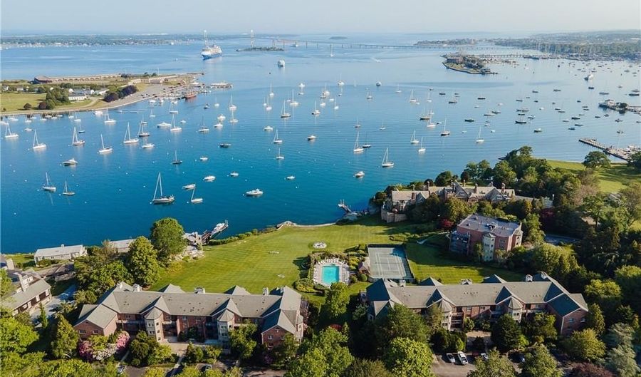 111 Harrison Ave A18, Newport, RI 02840 - 2 Beds, 3 Bath