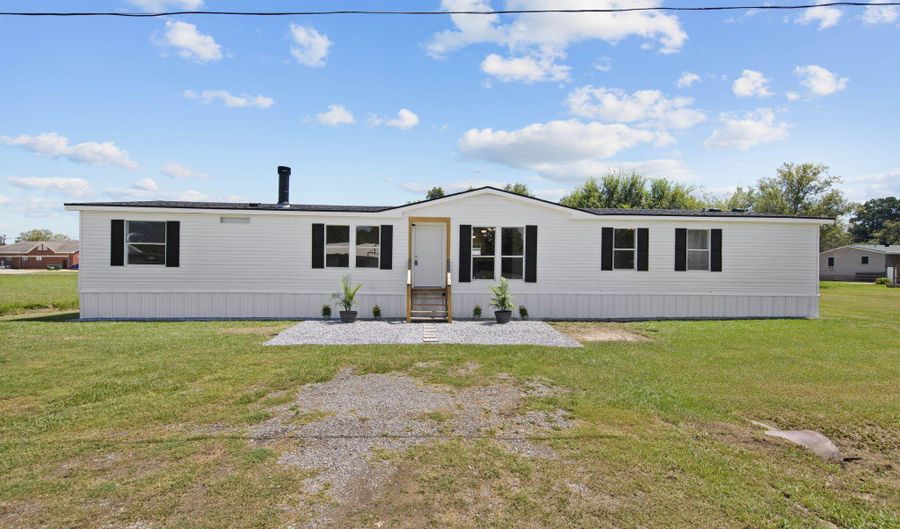 346 W Railroad Ave, Arnaudville, LA 70512 - 4 Beds, 3 Bath