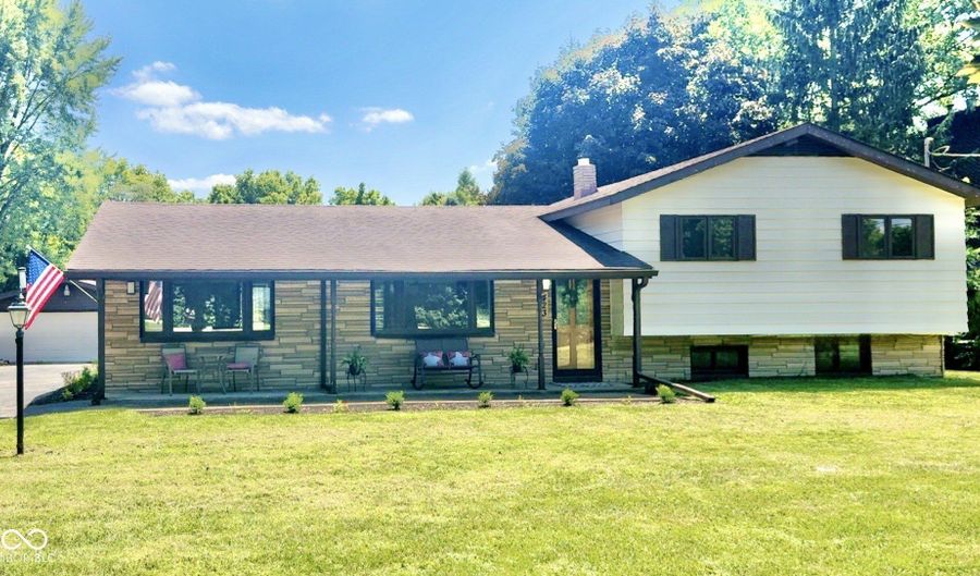 423 W Thompson Rd, Indianapolis, IN 46217 - 5 Beds, 3 Bath
