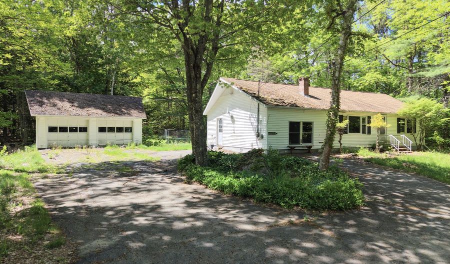 7 Guptill Rd, Belgrade, ME 04917 - 3 Beds, 2 Bath