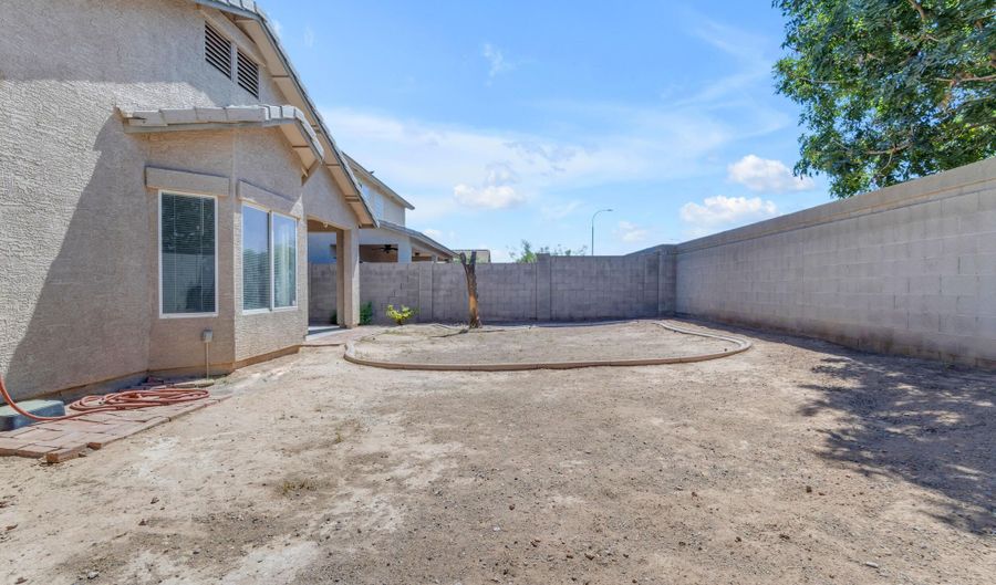 11630 W JEFFERSON St, Avondale, AZ 85323 - 3 Beds, 2 Bath