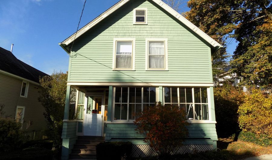 10 Henry St, Bristol, CT 06010 - 4 Beds, 1 Bath
