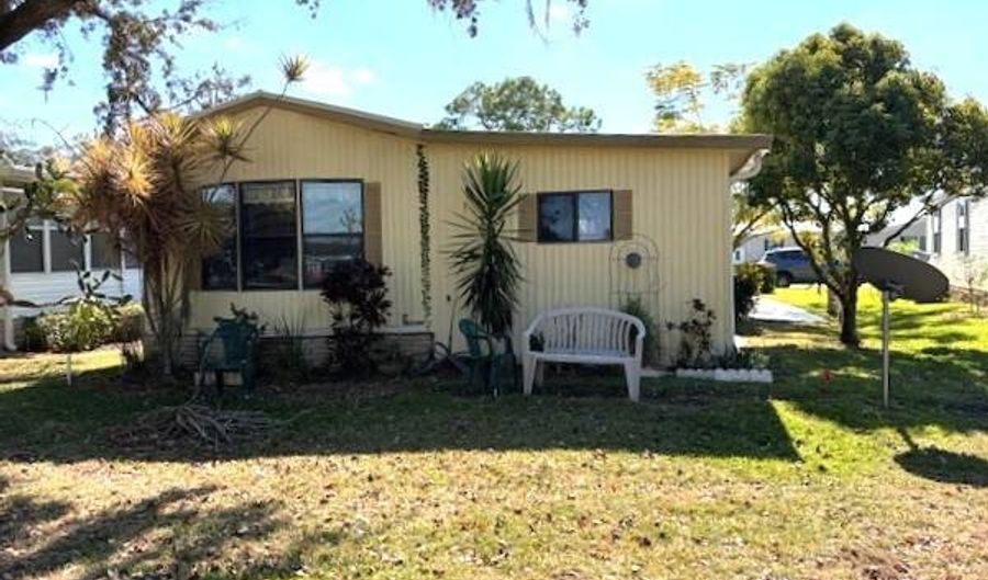 3122 S Flamingo Rd, Avon Park, FL 33825 - 2 Beds, 2 Bath