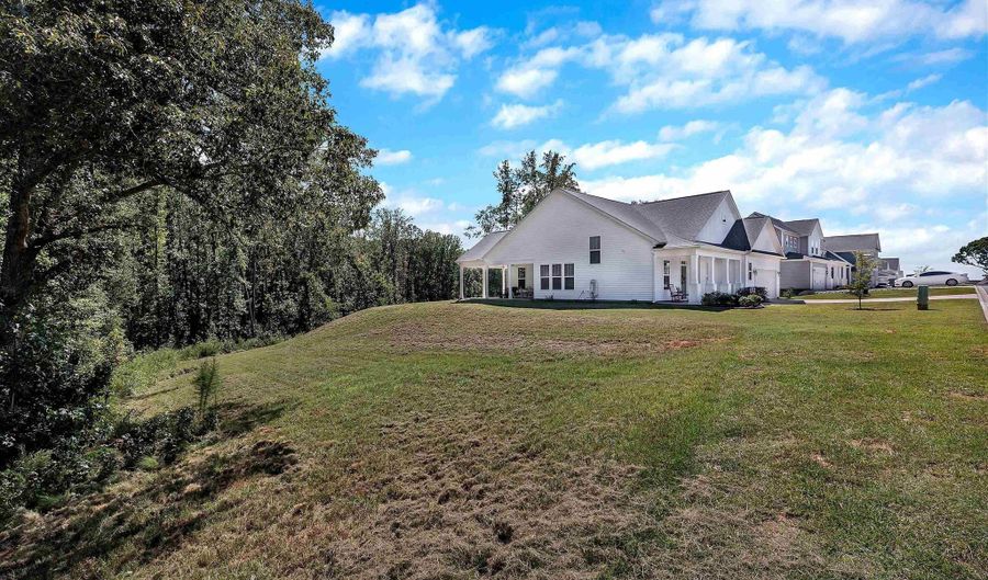 715 Oak Hill Ln, Belton, SC 29627 - 3 Beds, 4 Bath