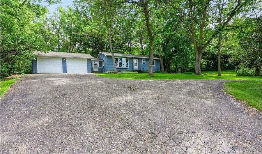 8545 70th St NW, Annandale, MN 55302 - 2 Beds, 1 Bath