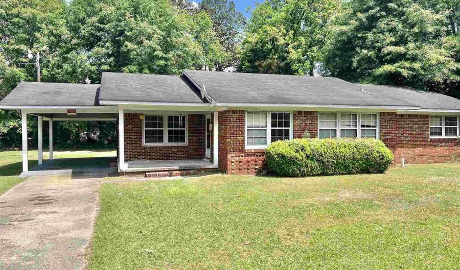 169 E Ashley St, Atmore, AL 36502 - 3 Beds, 2 Bath