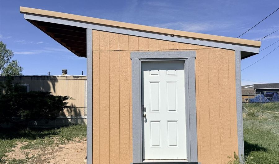 6705 BRAEHILL Rd B6, Cheyenne, WY 82009 - 4 Beds, 1 Bath