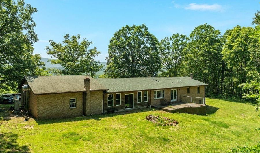 2647 BEN SAVILLE Rd, Augusta, WV 26704 - 3 Beds, 3 Bath
