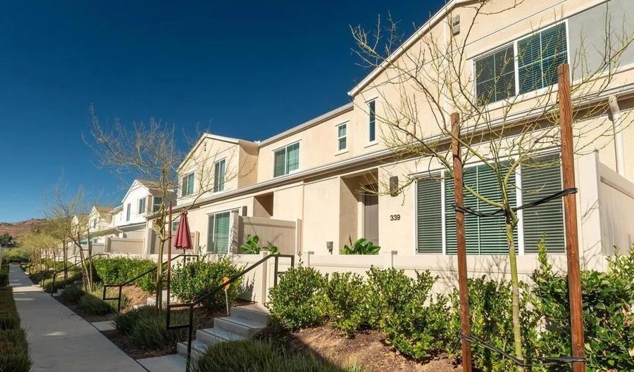 339 Sweet Pl, Fallbrook, CA 92028 - 2 Beds, 3 Bath