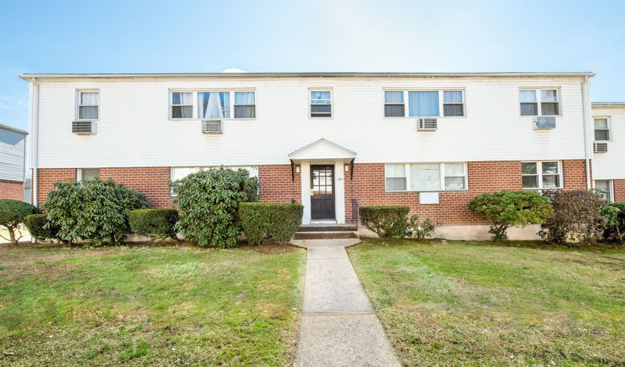 185 Cherry Hill Dr 1A, Bridgeport, CT 06606 - 2 Beds, 1 Bath