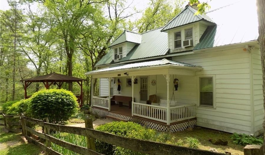1826 County Road 372, Annapolis, MO 63620 - 4 Beds, 2 Bath