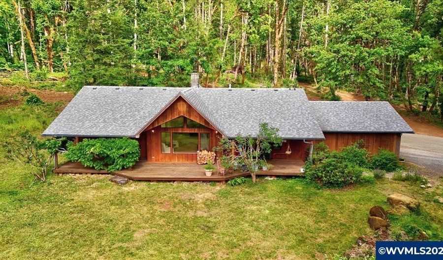 90278 Hill Rd, Springfield, OR 97478 - 3 Beds, 2 Bath