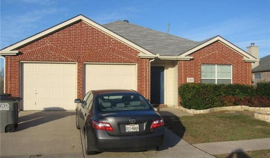 1303 Periwinkle Dr, Wylie, TX 75098 - 3 Beds, 2 Bath