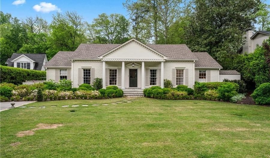 337 Broadland Rd, Atlanta, GA 30342 - 4 Beds, 4 Bath