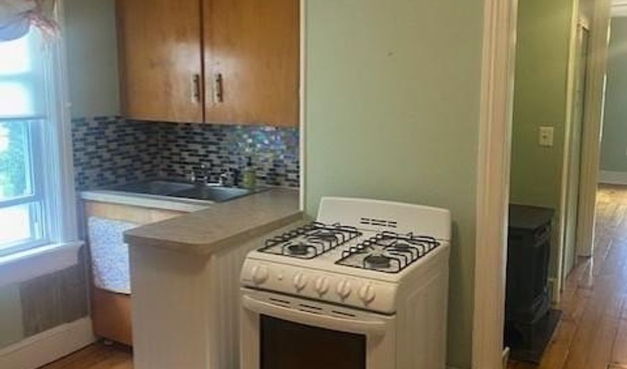 1613 Mendon Rd 3, Cumberland, RI 02864 - 1 Beds, 1 Bath