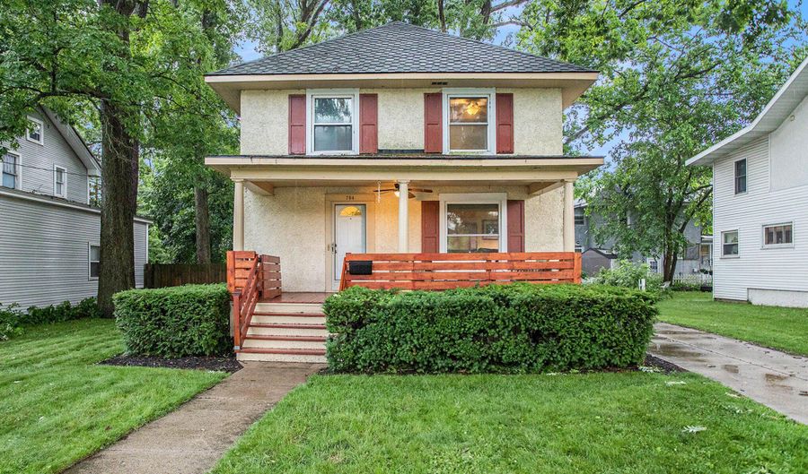 704 E Erie St, Albion, MI 49224 - 3 Beds, 2 Bath