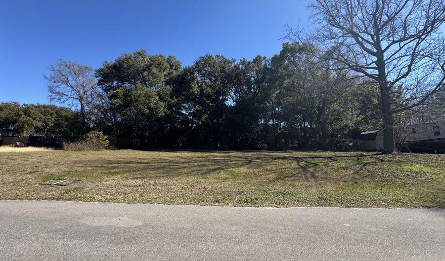 440 Diaz Ave, Biloxi, MS 39530 - 0 Beds, 0 Bath