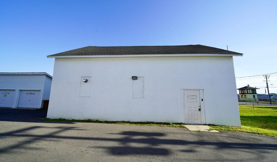 40 COMMERCE St, Harrington, DE 19952 - 0 Beds, 0 Bath