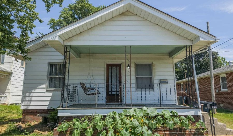 218 N 5th St, Albion, IL 62806 - 2 Beds, 1 Bath