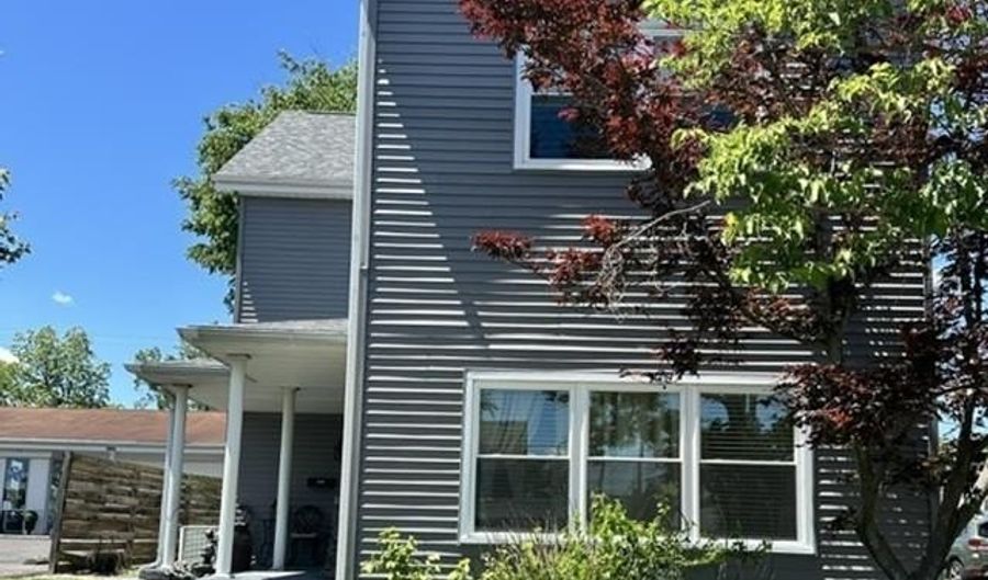1617 M St, Bedford, IN 47421 - 4 Beds, 2 Bath