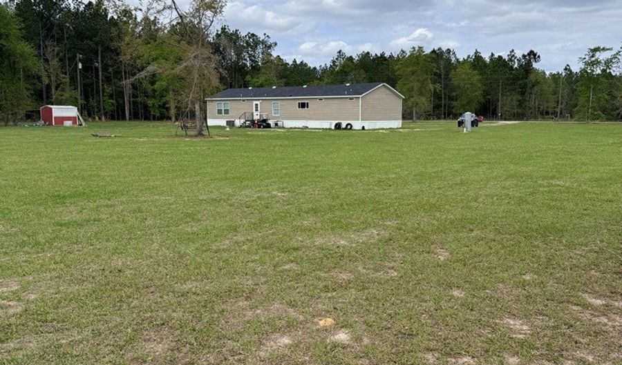 7518 BUCK HEAD Rd, Baxley, GA 31513 - 4 Beds, 2 Bath