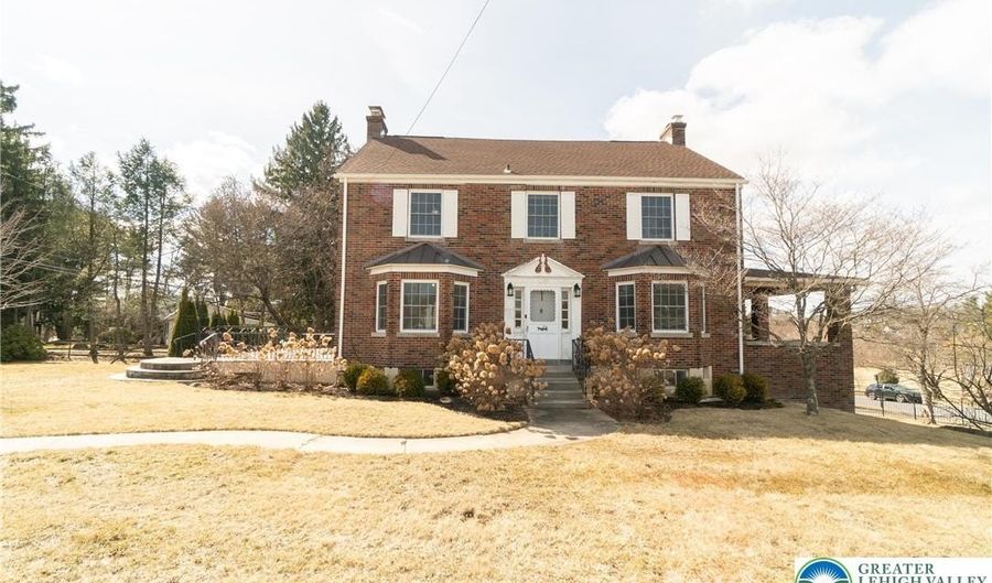 10 S Ott St, Allentown, PA 18104 - 6 Beds, 4 Bath